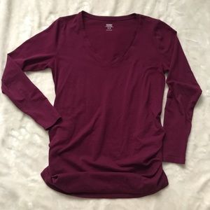 old navy - long sleeve maternity v neck